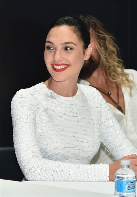 Gal Gadot Justice League Autograph Signing At Comic Con In San