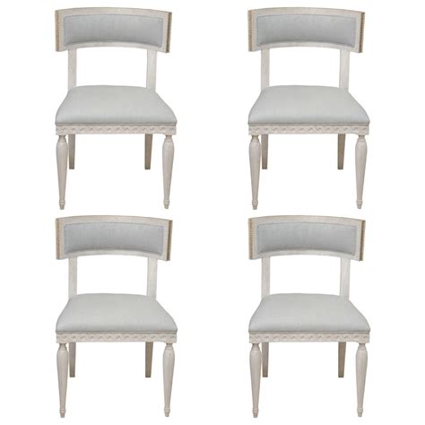 Vnewone wood dining chairs set of 4 wooden armless accent diner with solid legs button tufted parsons upholstered fabric nailhead trim for restaurant. Set of 4 Chalk White Round Back Dining Chairs at 1stdibs