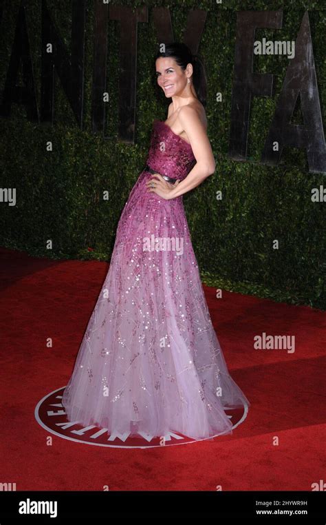 Angie Harmon Arriving For The 2010 Vanity Fair Oscar Party Held At The