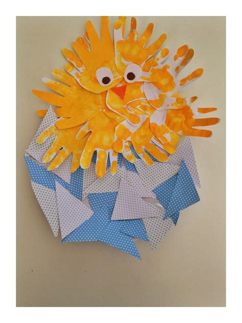 Pin your favorite easter activities right here! Easter chick | Daisies & Pie
