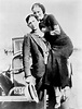 Bonnie és Clyde legendája: 167 golyót kapott a rablógyilkos pár - fotó ...