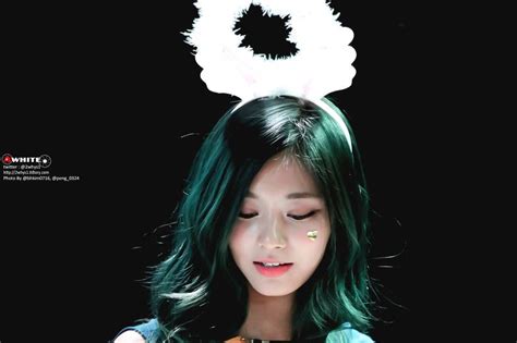 [2016 04 30] fansign in sinchon music core album on imgur korean celebrities green hair