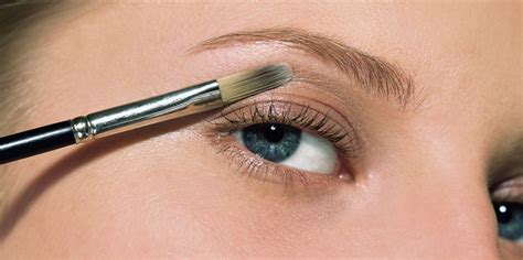 How To Make Your Eyes Bigger Without Makeup Or Surgery Saubhaya Makeup