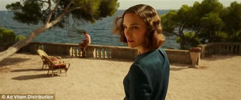 Natalie Portman Goes Naked For Flick Planetarium Daily Mail Online