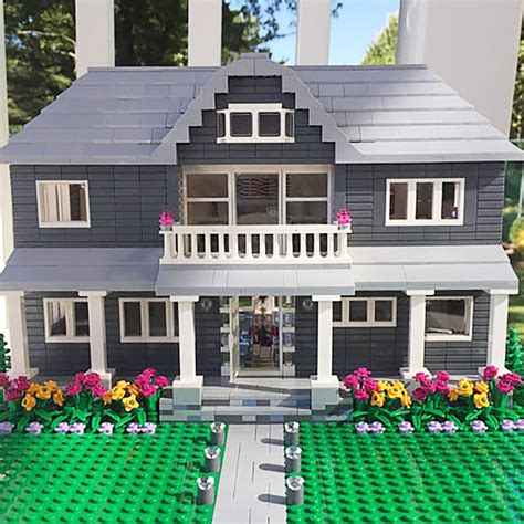 This Artist Will Create An Exact Replica Of Your House With Legos