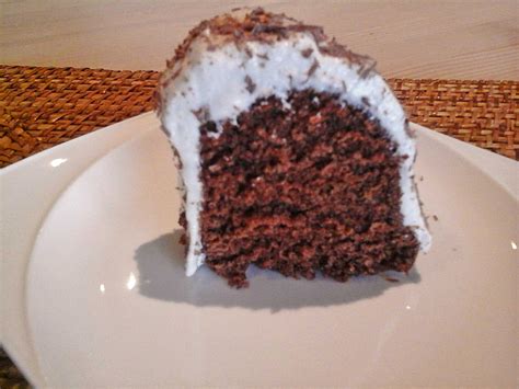 This recipe is a family favorite and these chocolate marshmallow cookies are a family favorite recipe and always the first cookies to go. Schoko-Marshmallow-Kuchen (Rezept mit Bild) von ...