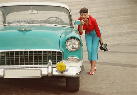 960 Pin Up Girls And Cars Stock Photos Pictures And Royalty Free Images