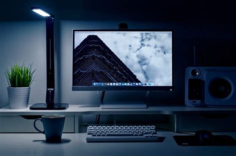 What Are The Key Elements Of A Minimalist Mac Workstation Macspect