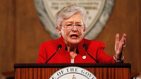Kay ivey (republican party) is the governor of alabama. Alabama aprueba ley para castrar a los pedófilos químicamente