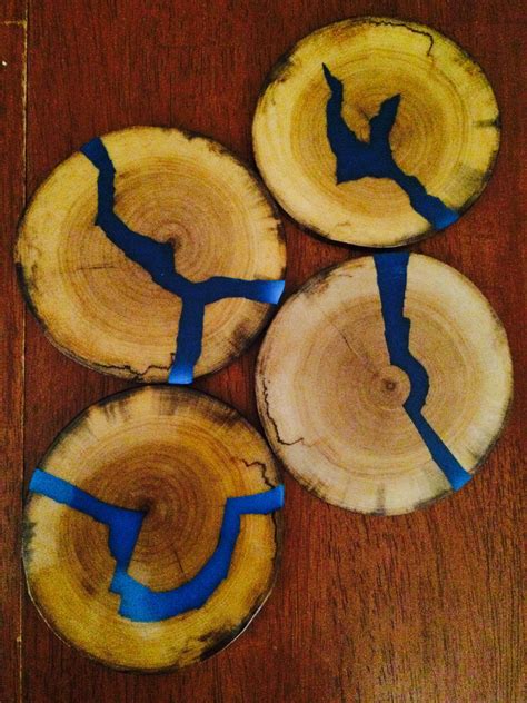 Wood Coasters With Blue Glowing Resin Inlays Diy Resin Crafts Resin