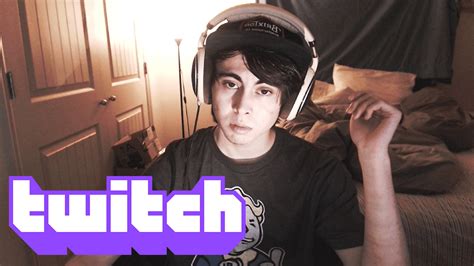 Leafy Reveals Plan To Become Full Time Twitch Streamer After Youtube