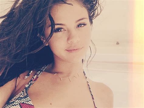 Selena Gomez Shares A Bikini Selfie On Instagram Filmibeat