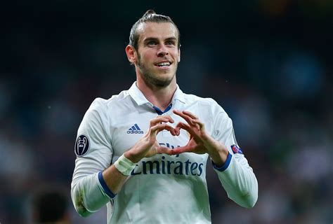 Grab the latest real madrid dls kits 2022. Mais três anos de Bale: Real Madrid renova contrato do ...