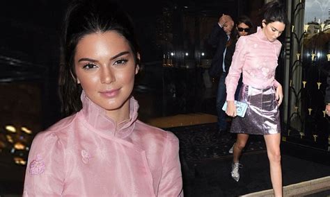 Braless Kendall Jenner Flashes Her Cleavage In Sheer Pink Blouse At Pfw Show Daily Mail Online