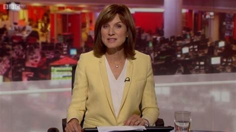 fiona bruce has to get police car to present bbc news at six on time metro news