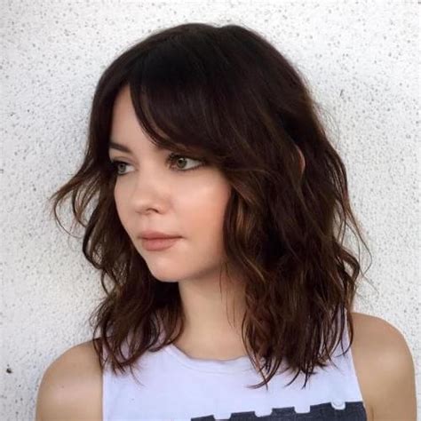 Soft wavy bob haircut with accentuating highlights. 50 Terrific Ways to Wear Shoulder Length Hairstyles Hair ...