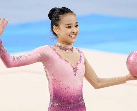 Korean Gymnast Son Yeon Jae Rhythmic Gymnastics Leotards Short Sleeve Dresses Dresses With