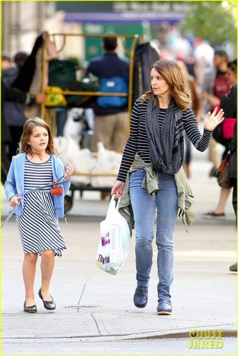 Tina Fey Steps Out With Daughter Alice After Snl Episode Photo 2963324 Alice Richmond