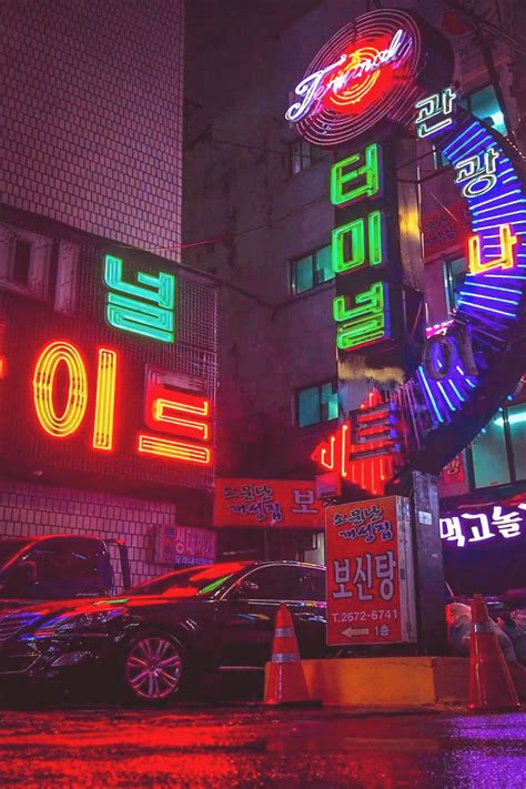 Neon Seoul In 2020 Neon Neon Aesthetic Neon Photography