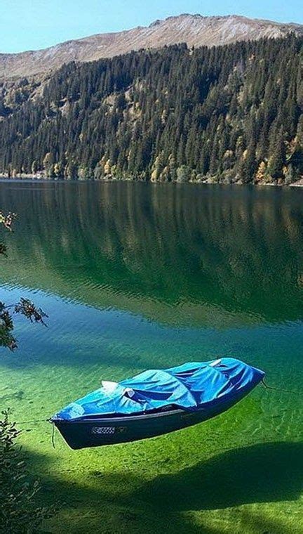 The Crystal Clear Waters Of Flathead Lake Places To Visit Places To