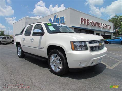 2010 Chevrolet Avalanche Ltz 4x4 In White Diamond Tricoat 228935