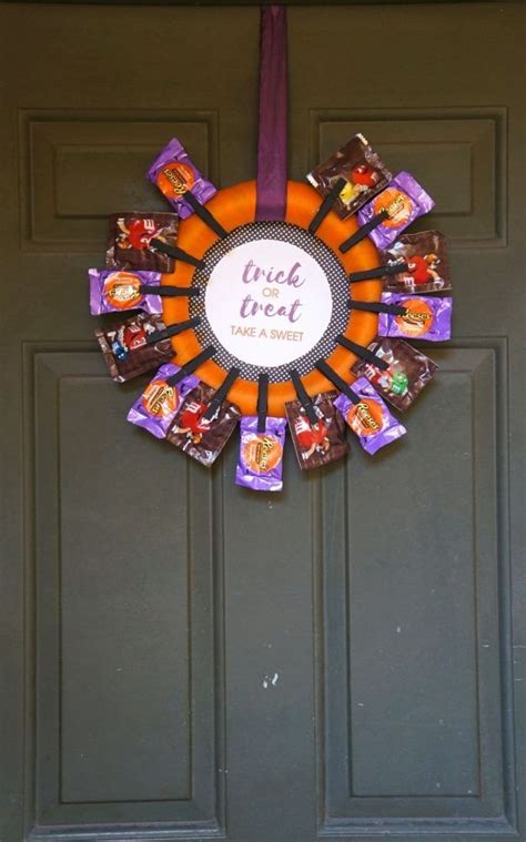 This Diy Halloween Candy Wreath Is Perfect For Trick Or Treaters