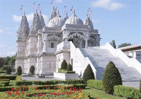 9 Most Famous Hindu Temples Outside India Indiatv News Lifestyle