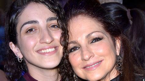Omg Gloria Estefans Daughter Emily Estefan Tried To Take Her Life But Why Read The Full