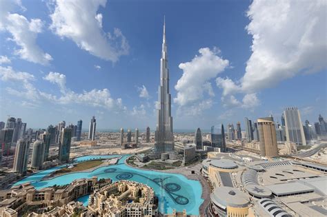 The building has the longest single running elevator. Burj Khalifa: Grandiose Aussicht über Dubai | Urlaubsguru