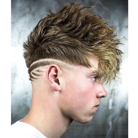 Popular Medium Length Haircuts to Get in 2018 - Men's Hairstyle Swag