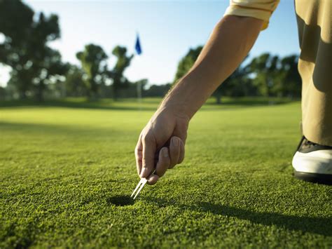 The Divot Tool In Golf Its Uses How To Get One