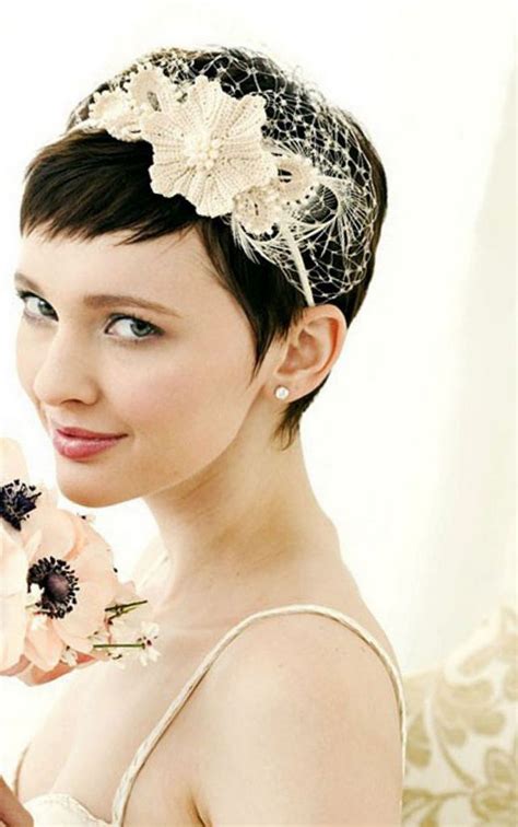 Choosing your wedding dress is the most important without a doubt. Wedding Tiaras For Short Hair