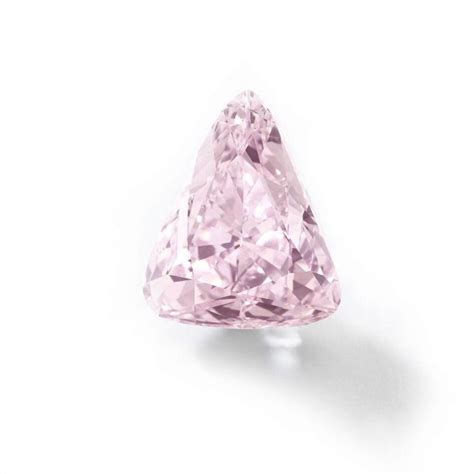 The Unique Pink Diamond Sells For 3156 Million The Jewellery Editor