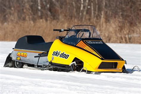 Vintage Sled Vintage Cat Vintage Racing Ski Doo Snow Vehicles Snow