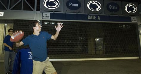 Nittanyville Begins Week Long Camp Outside Gate A Before Penn State