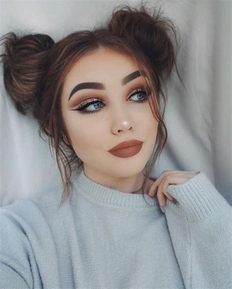 16 super cute space bun hairstyles you can try this year styles weekly