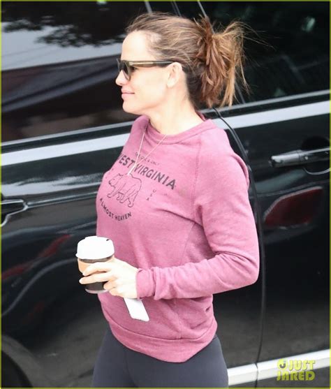 Jennifer Garner Gets In A Morning Workout With Her Manager Photo