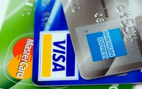 Las Diferencias existente entre la tarjeta Visa y Mastercard Economía