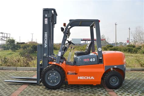 High Quality 4 Ton Forklift Truck Cpcd40 Diesel Forklift China
