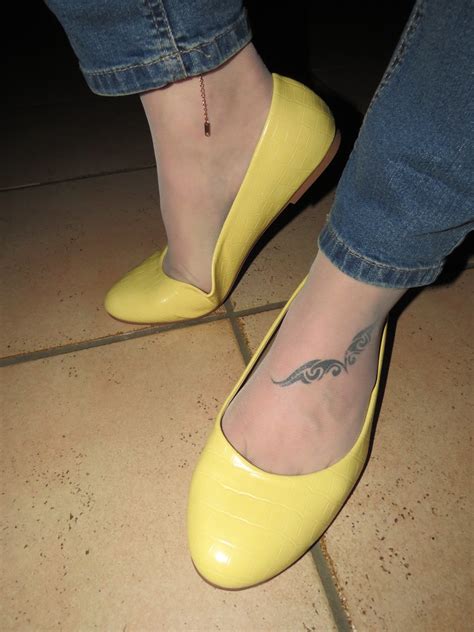 Yellow Ballet Flats Preview Set 1 2020 07 26 Isabelle Sandrine