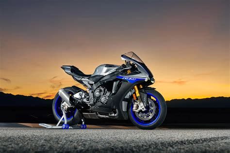 2019 Yamaha Yzf R1m Guide Total Motorcycle