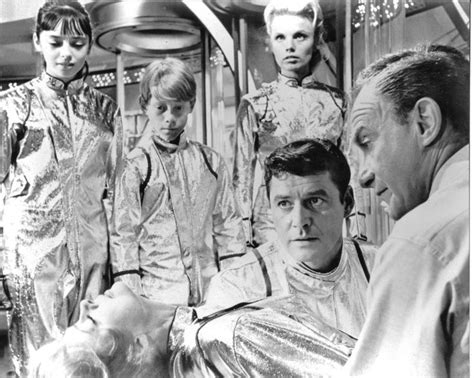 4702 Best Lost In Space Images On Pinterest Lost In Space Season 2