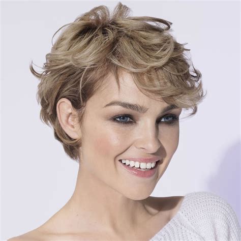Modern and very creative pixie haircuts 2021 have recently hit all records of popularity. 50 Trendy Pixie Haircuts + Short Hair Ideas for 2020-2021 ...