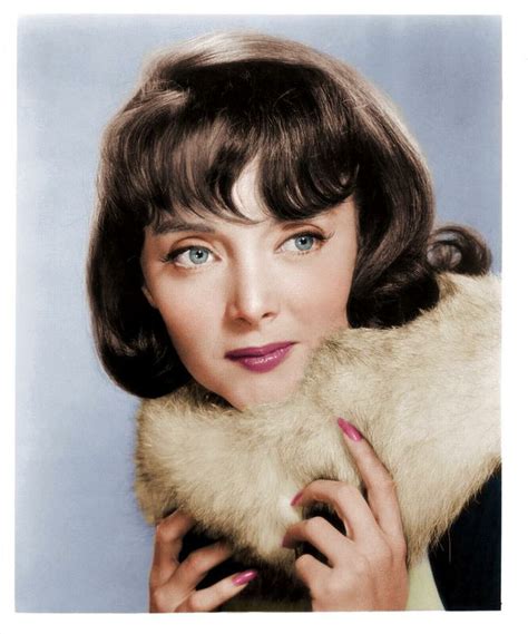 867492c880021893296481c2faa880f6 Carolyn Jones Classic Actresses