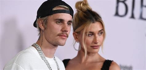 justin bieber s unique outfit steals the show at new york city party world today news
