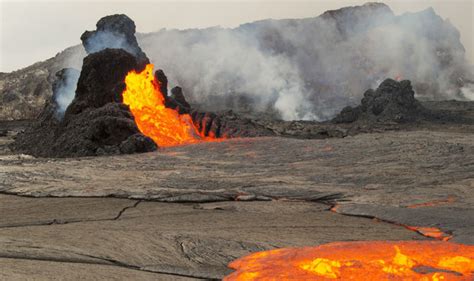 Watch Stunning Footage Of Kilauea Volcano Erupting Science News