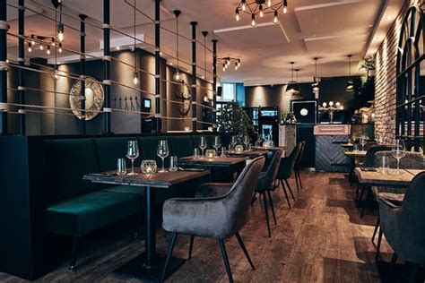 Top 18 Casual Dining Restaurants In NYC - Restro Nearby