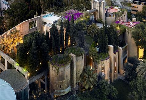 Cementa — cementá, cementez, vb. Najzanimljivija kuća: Fabrika cementa pretvorena u dom ...