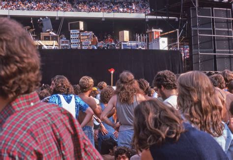 Grateful Dead Live At Giants Stadium 1978 ~ Vintage Everyday