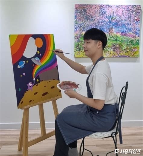 “그림으로 행복 전해요” 발달장애인 예술가 김채성 작가